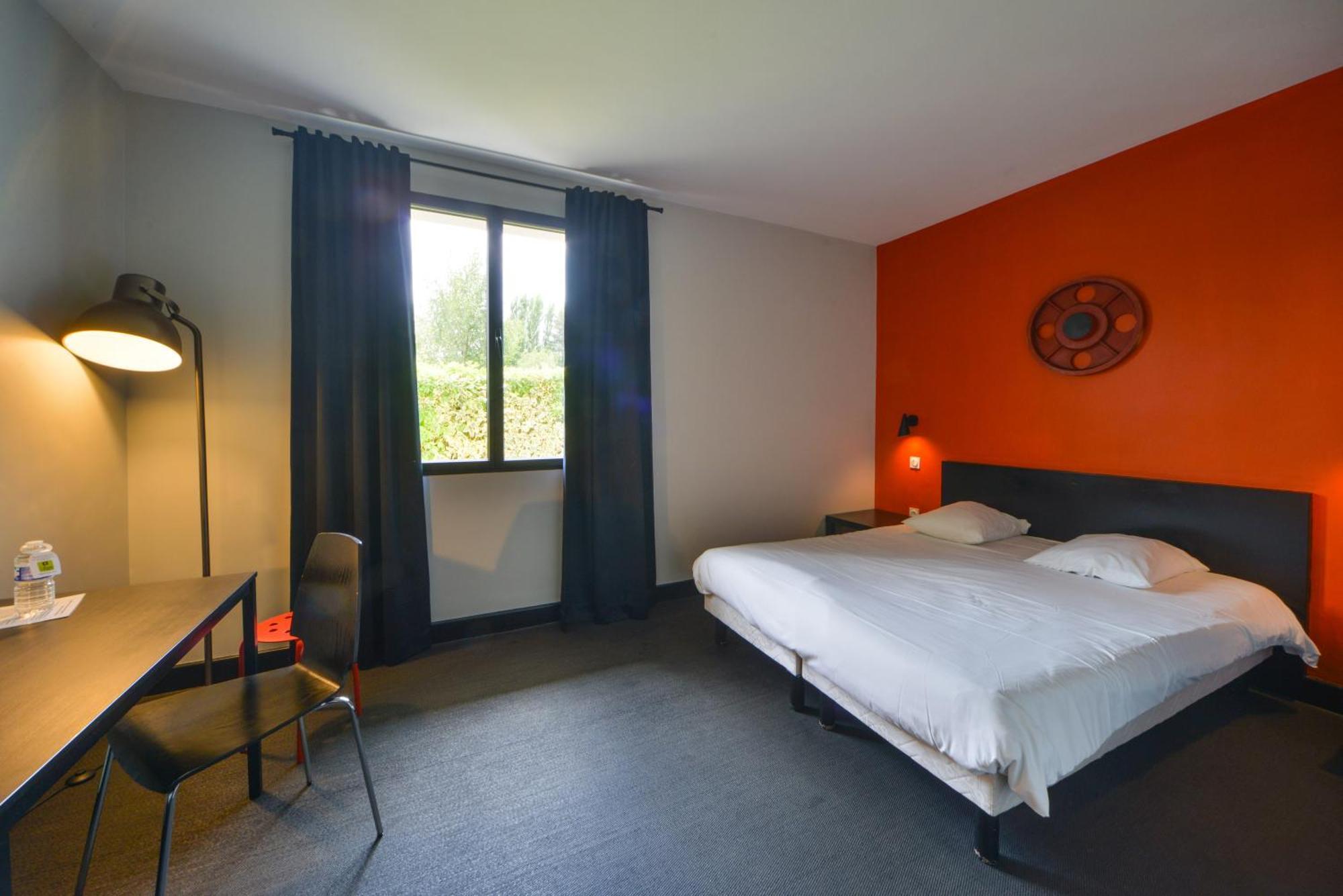 Logis - Hotel Restaurant La Mire Vierzon Luaran gambar