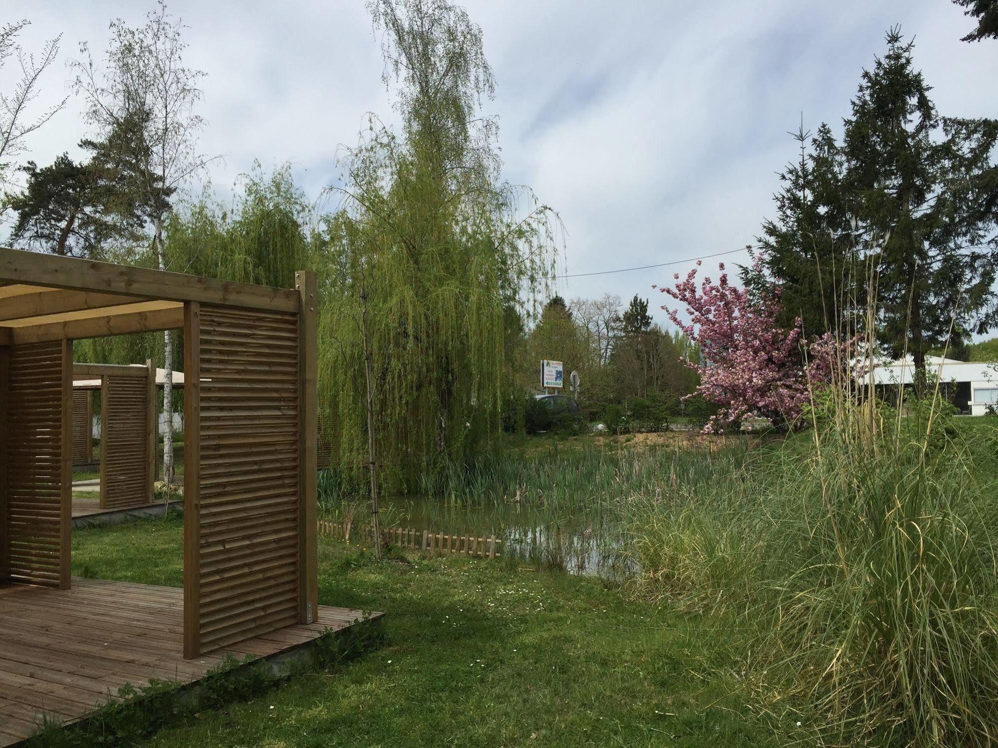 Logis - Hotel Restaurant La Mire Vierzon Luaran gambar